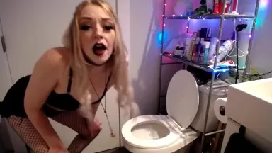Duchess Freya humiliates pathetic loser in the bathroom