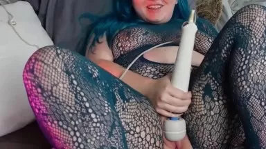 Incredible blue haired BBW Aspen Bailey needs some spanking